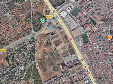 Industriegrundstück zum Verkauf in La Hacienda - Nueva Andalucía