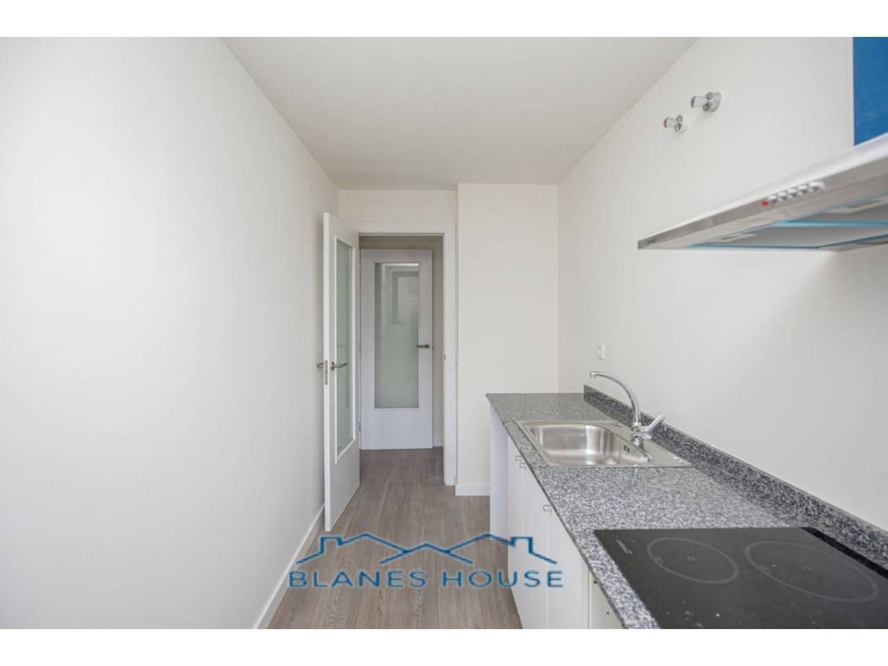 Kitchen of Flat for sale in Tordera