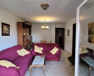 Living room of Flat to rent in  Granada Capital  with Terrace and Balcony