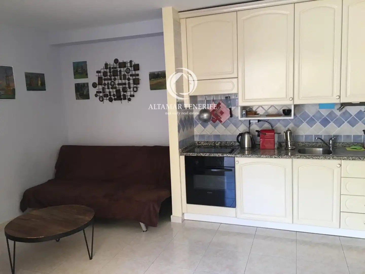 Cocina de Apartamento de alquiler en Arona con Terraza, Piscina y Amueblado
