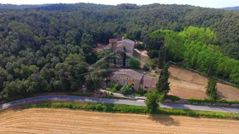 Country homes for sale in Flaçà  with Air Conditioner, Heating and Private garden