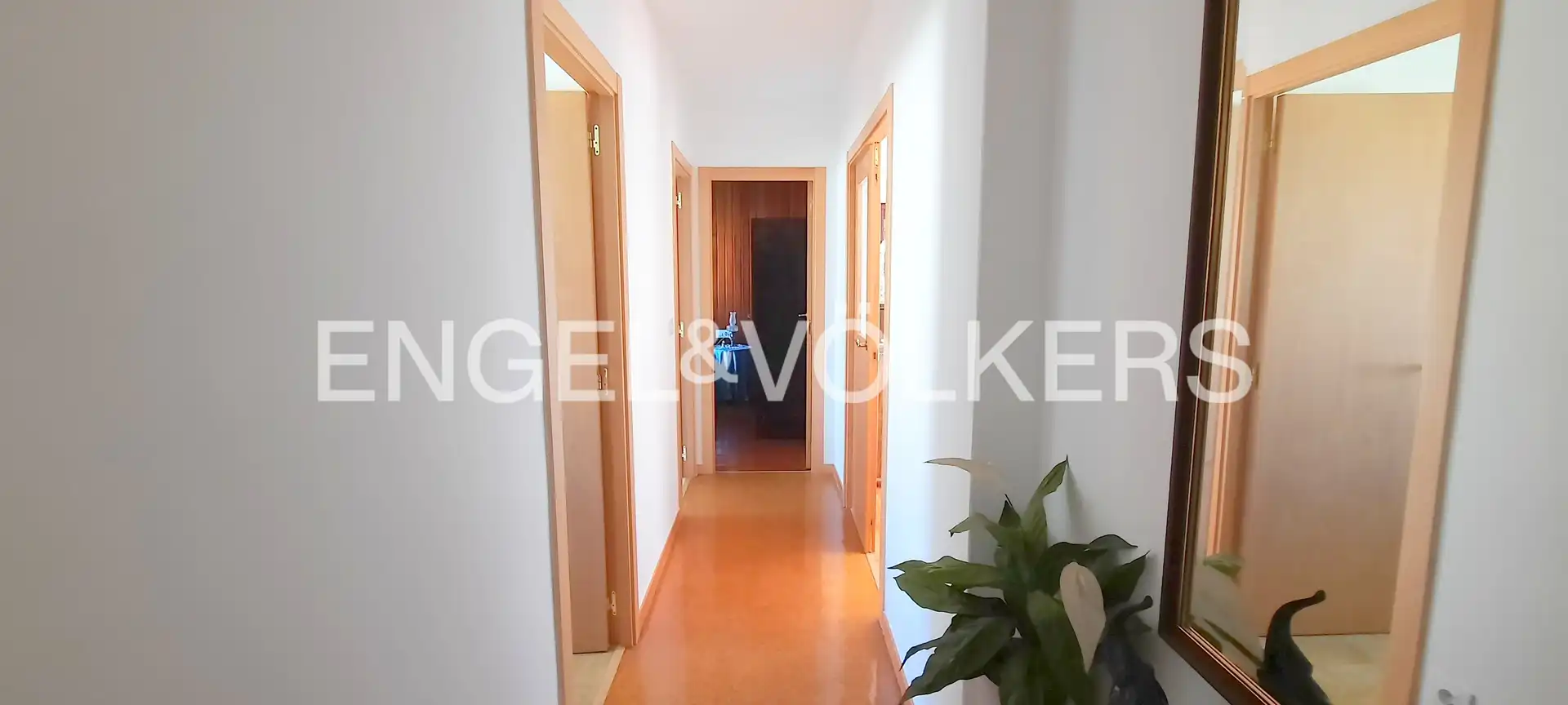 Finca rústica en venta en Vigo  con Calefacción, Parquet y Terraza