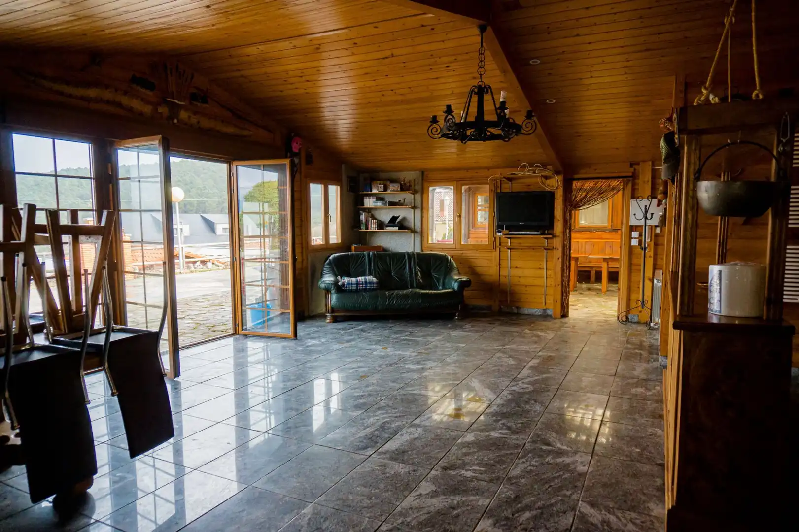 Casa o xalet en venda en Villagatón amb Aire condicionat, Calefacció i Jardí privat