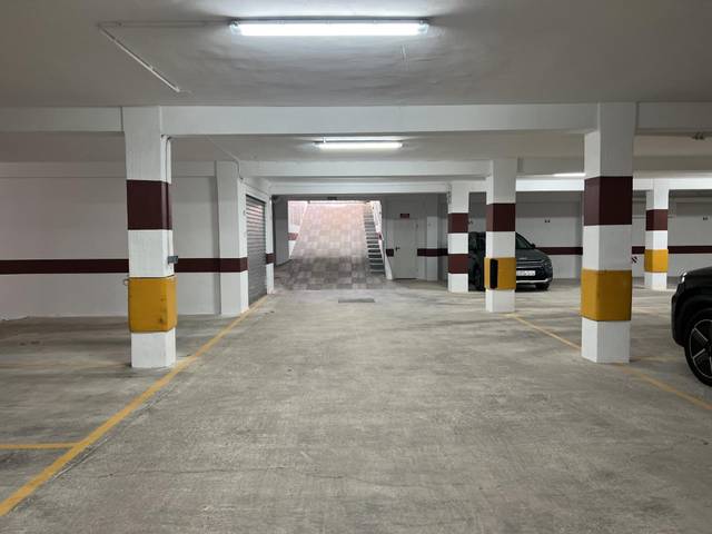 Garaje en Alquiler en Plaza Mercat en Algemesí