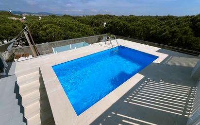 Swimming pool of Flat for sale in Castelldefels  with Terrace, Storage room and Furnished