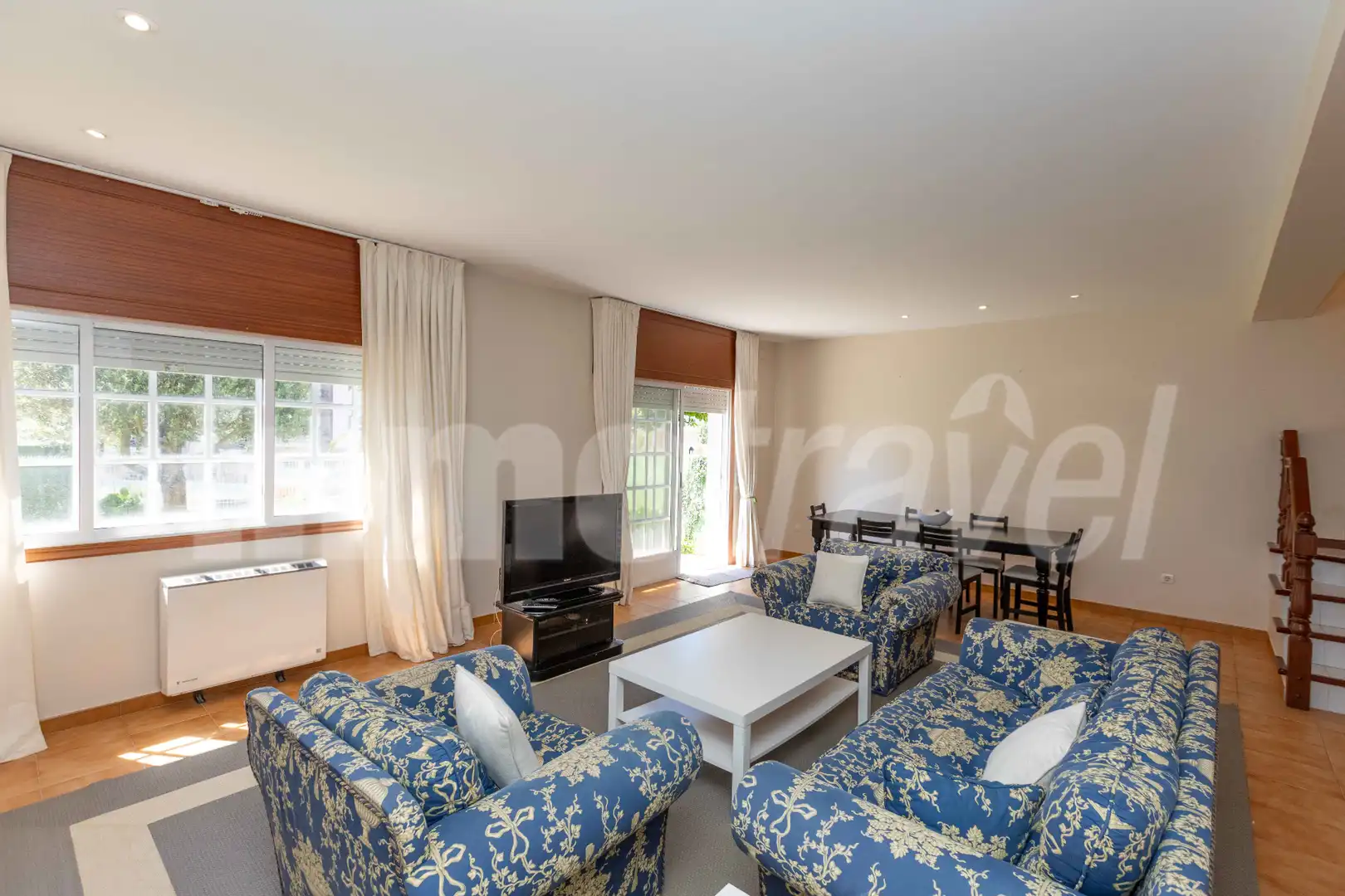 Sala d'estar de Casa adosada de lloguer en Sanxenxo amb Jardí privat, Terrassa i Moblat