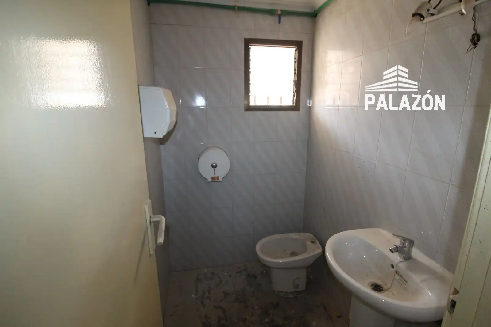 Local de alquiler en San Isidro