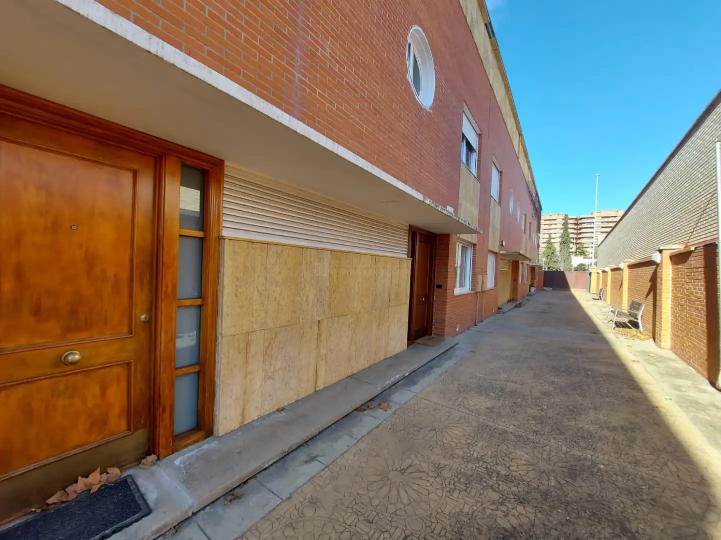 Vista exterior de Casa o chalet en venta en  Logroño con Aire acondicionado, Calefacción y Jardín privado