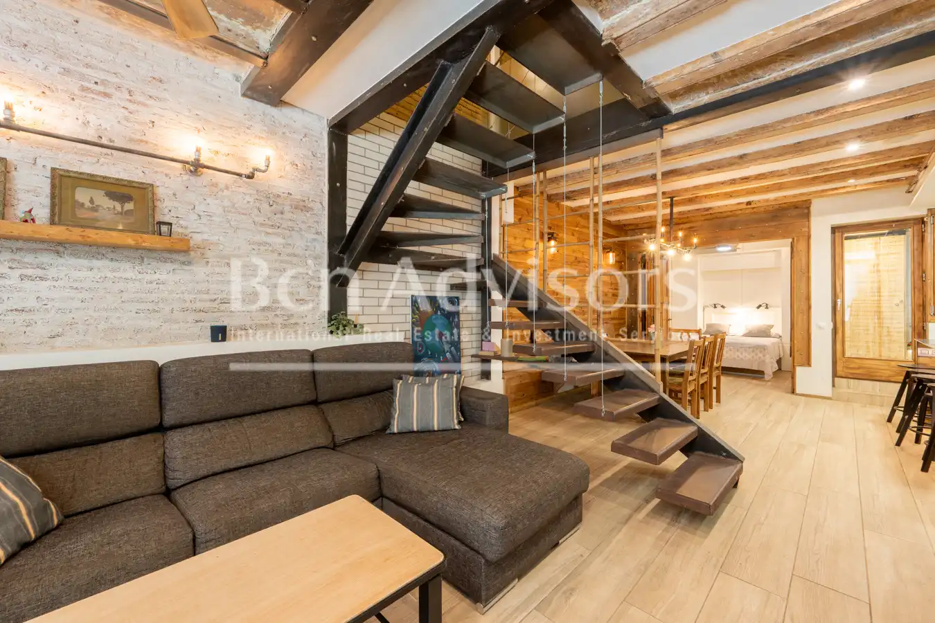 Duplexes for sale in Barcelona  with Air Conditioner, Heating and Parquet flooring
