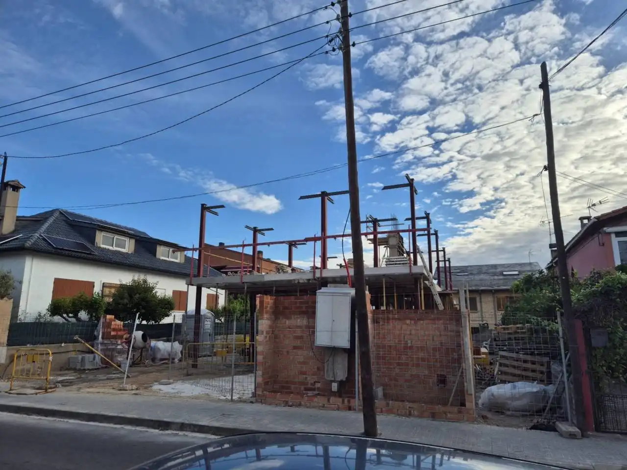 Vista exterior de Ático en venta en Cerdanyola del Vallès con Parquet y Terraza