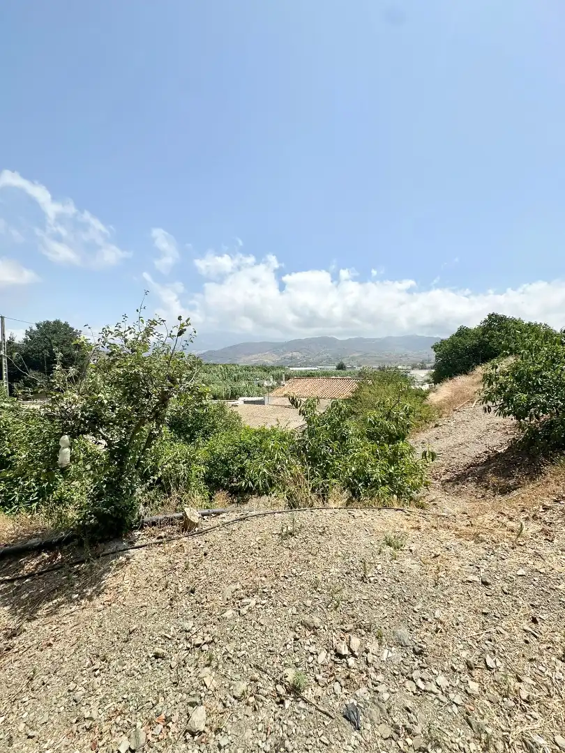 Country homes for sale in Benamocarra  with Private garden, Storage room and Swimming Pool