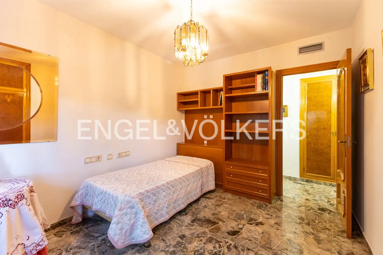 Habitación de Piso de alquiler en Valencia con Aire acondicionado, Calefacción y Terraza