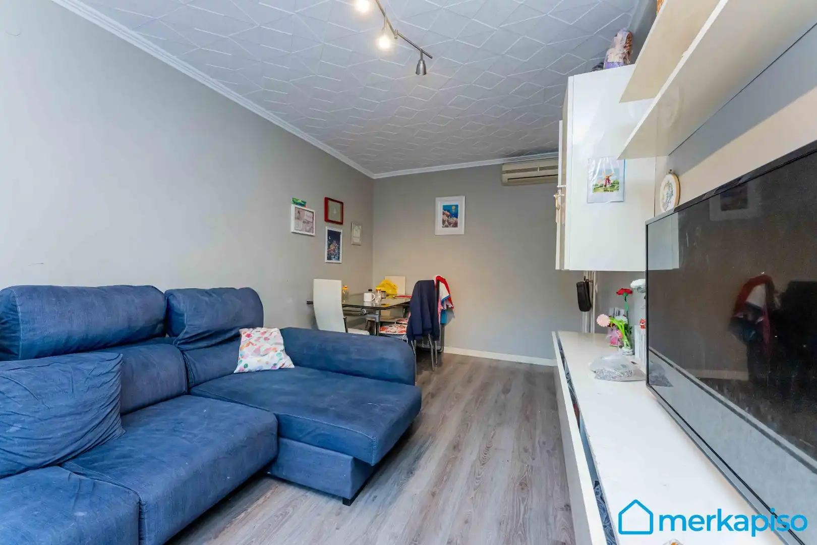 Living room of Flat for sale in Viladecans  with Air Conditioner, Heating and Parquet flooring