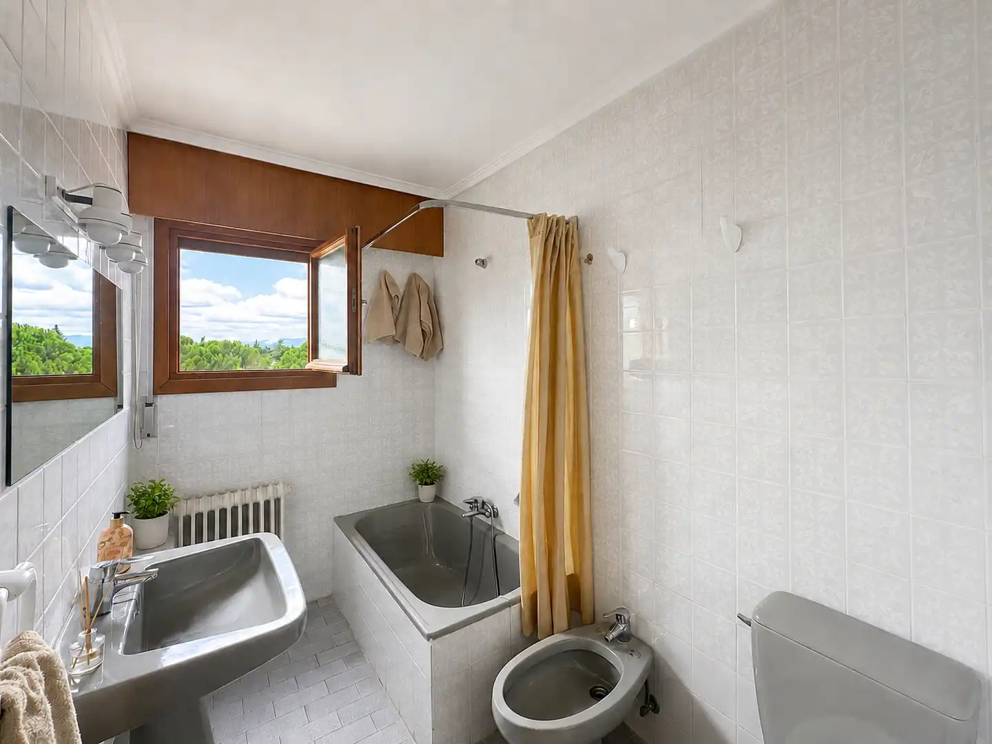Casa aparellada amb terrassa en venda a Calle del Arra 54, imagen 37