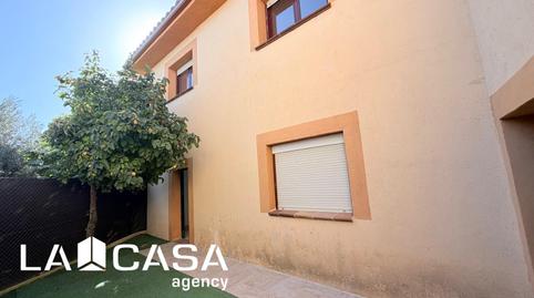 Foto 2 de Casa o xalet en venda a Calle Manuel de Falla, Camarena, Toledo