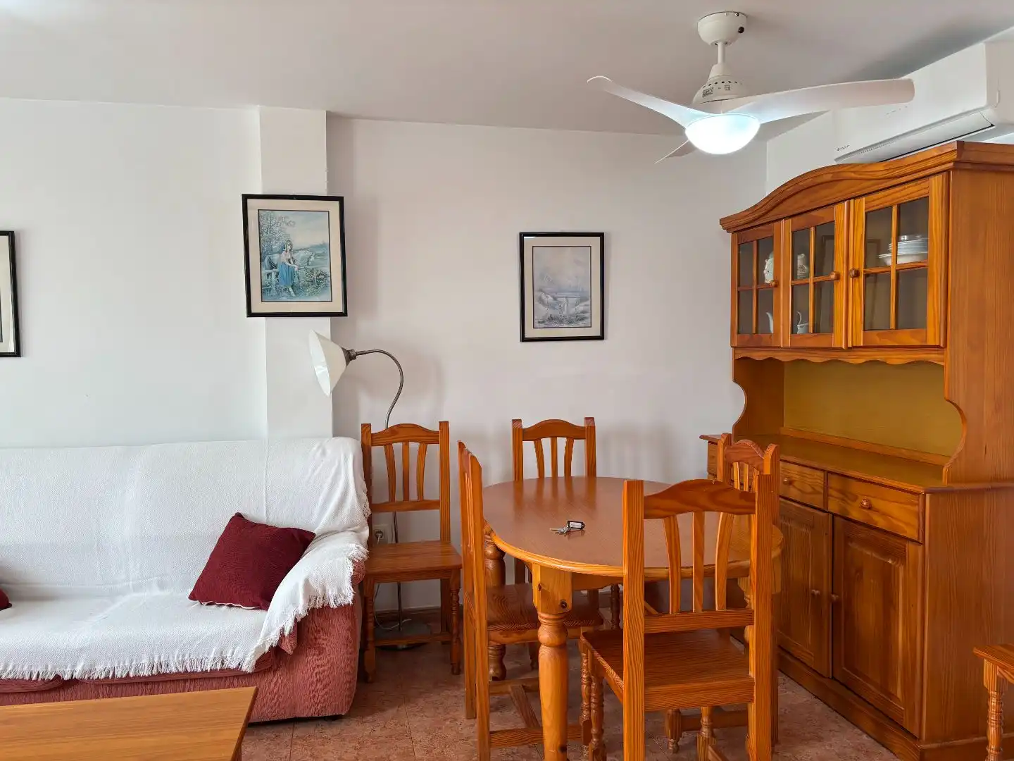 Menjador de Apartament en venda en Carboneras amb Aire condicionat i Balcó
