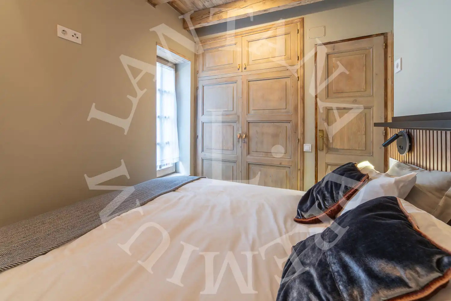 Bedroom of Flat for sale in Naut Aran  with Heating, Storage room and Furnished