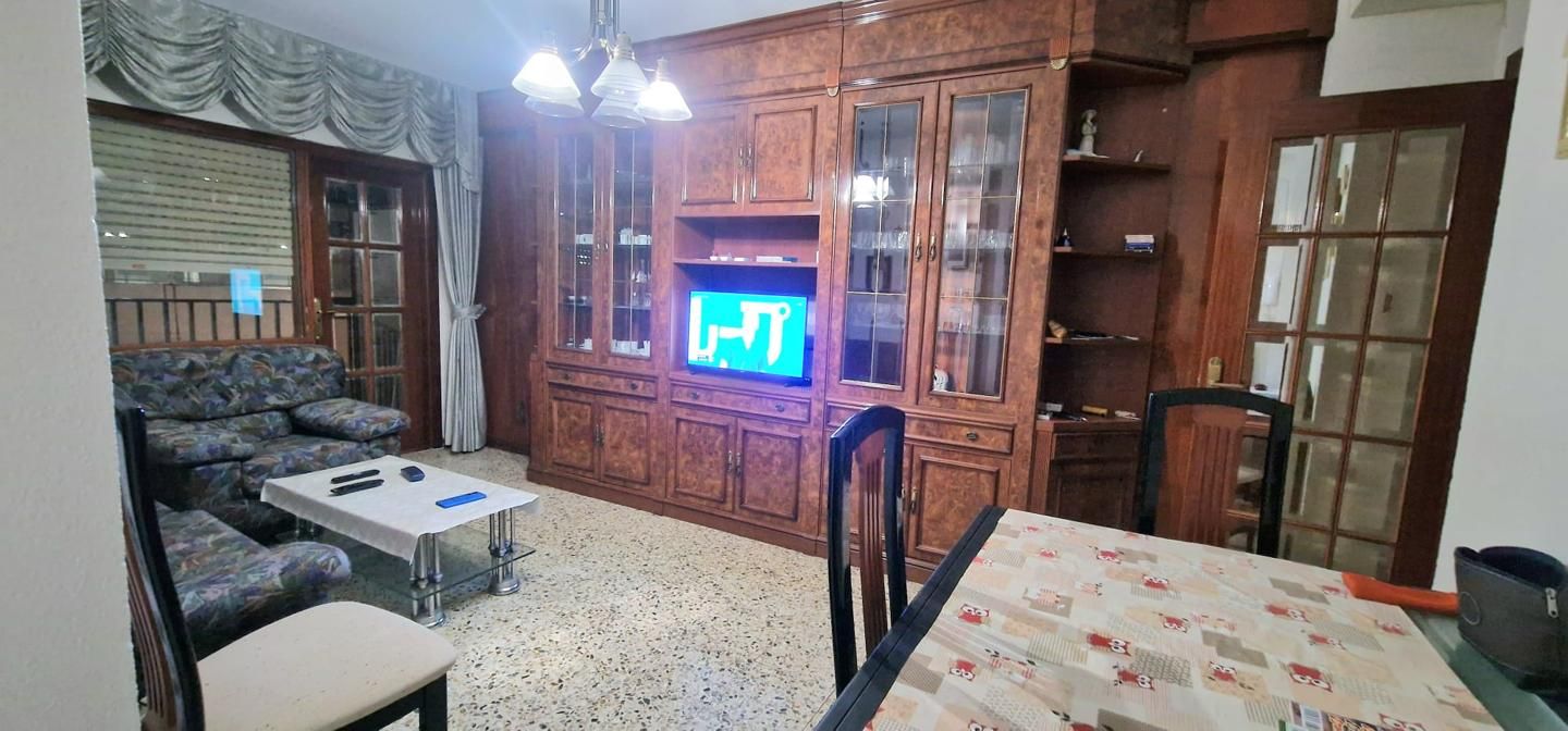 Sala d'estar de Pis en venda en  Zaragoza Capital amb Calefacció, Terrassa i Traster