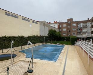 Swimming pool of Flat for sale in Leganés  with Air Conditioner, Heating and Private garden