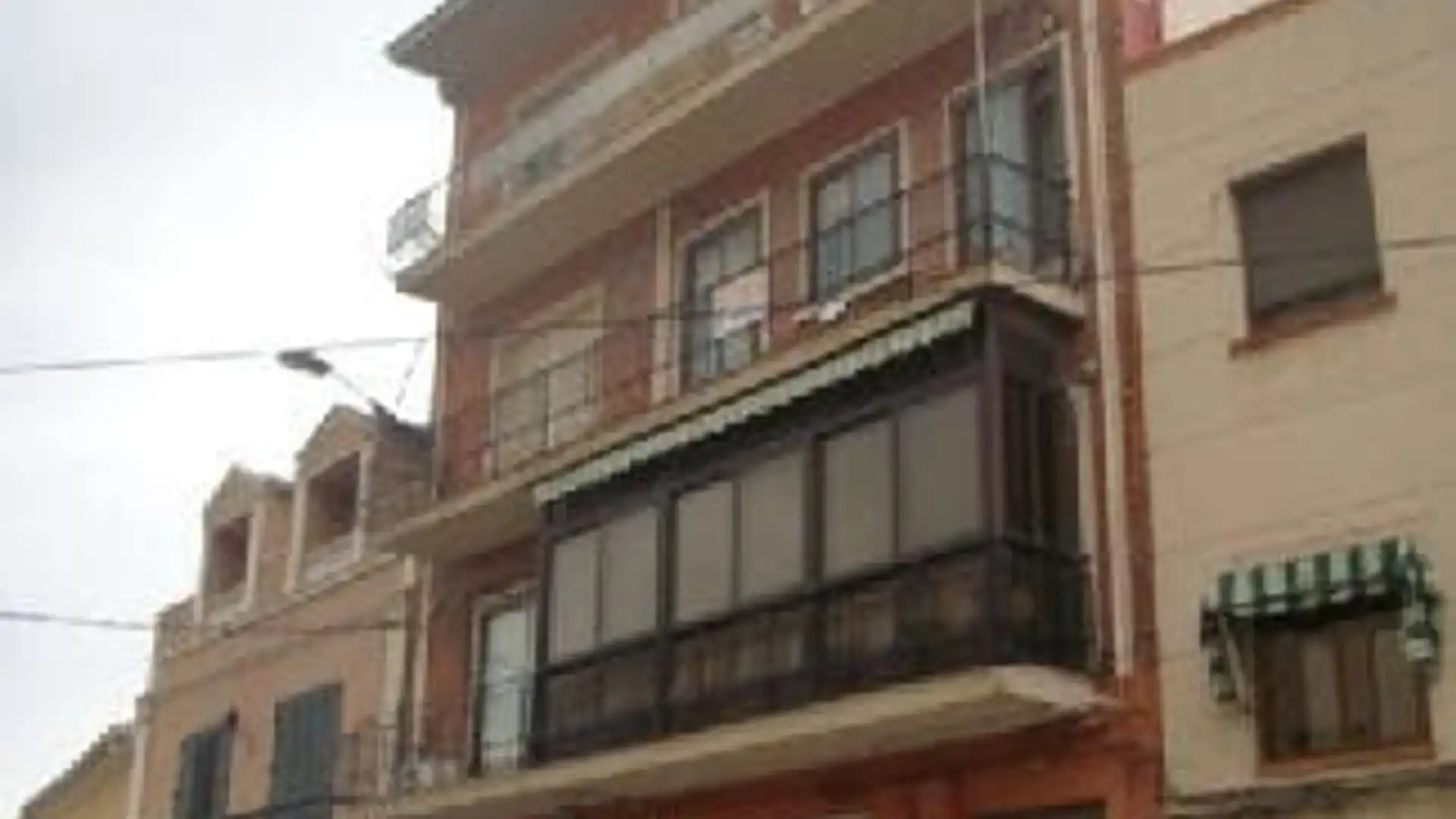 Vista exterior de Piso en venta en La Roda con Trastero