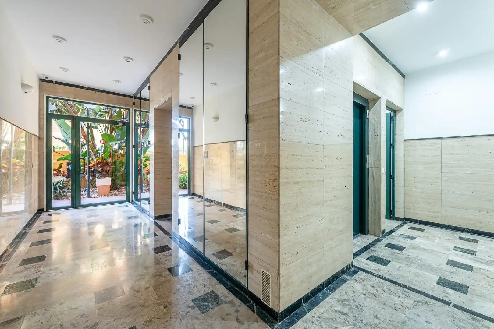 Apartament en venda en Torremolinos amb Aire condicionat, Calefacció i Jardí privat