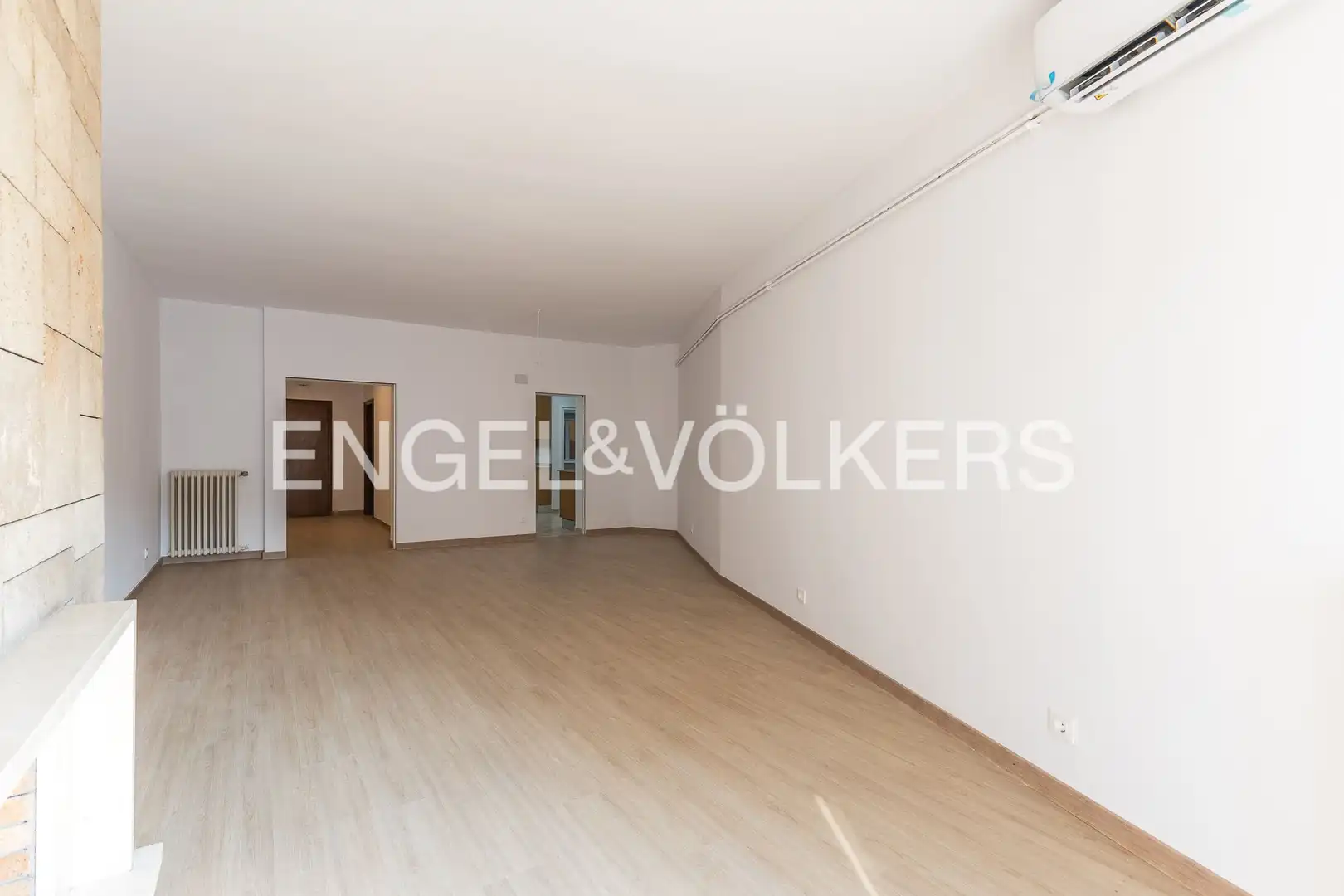 Piso de alquiler en Barcelona con Aire acondicionado, Calefacción y Parquet