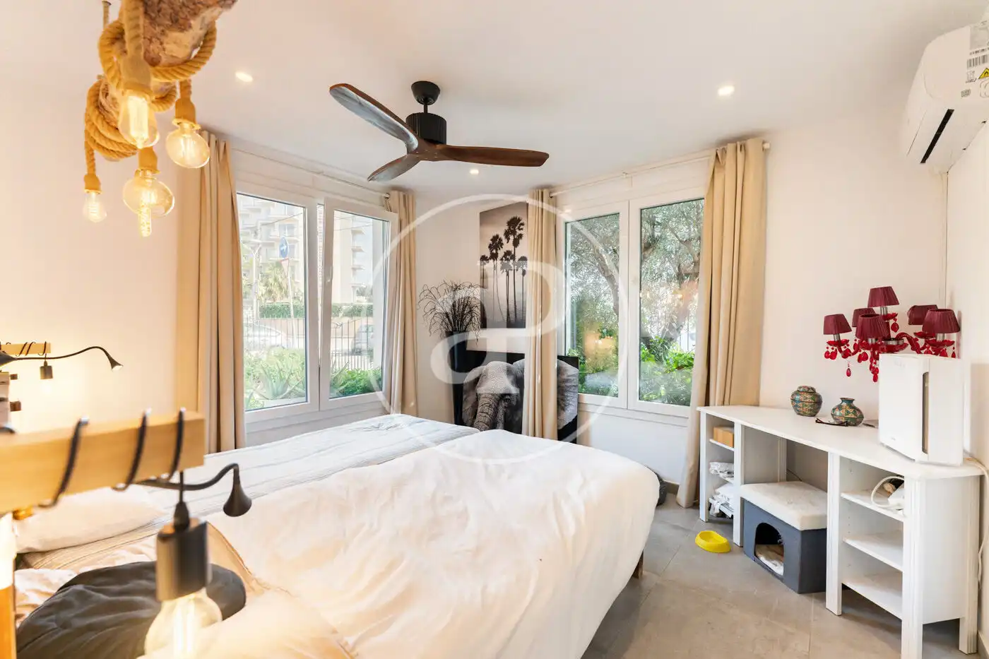 Schlafzimmer von Wohnung zum Verkauf in  Palma de Mallorca mit Klimaanlage, Privatgarten und Terrasse