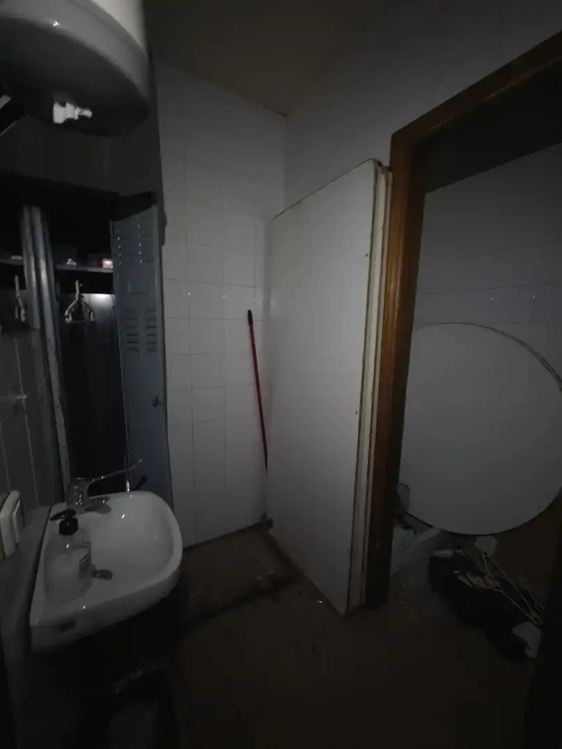 Baño de Local de alquiler en Chamberí