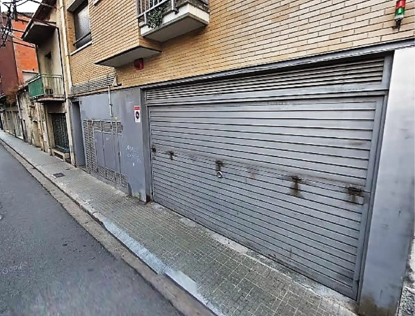 Parkplatz zum Verkauf in Col.legis Nous
