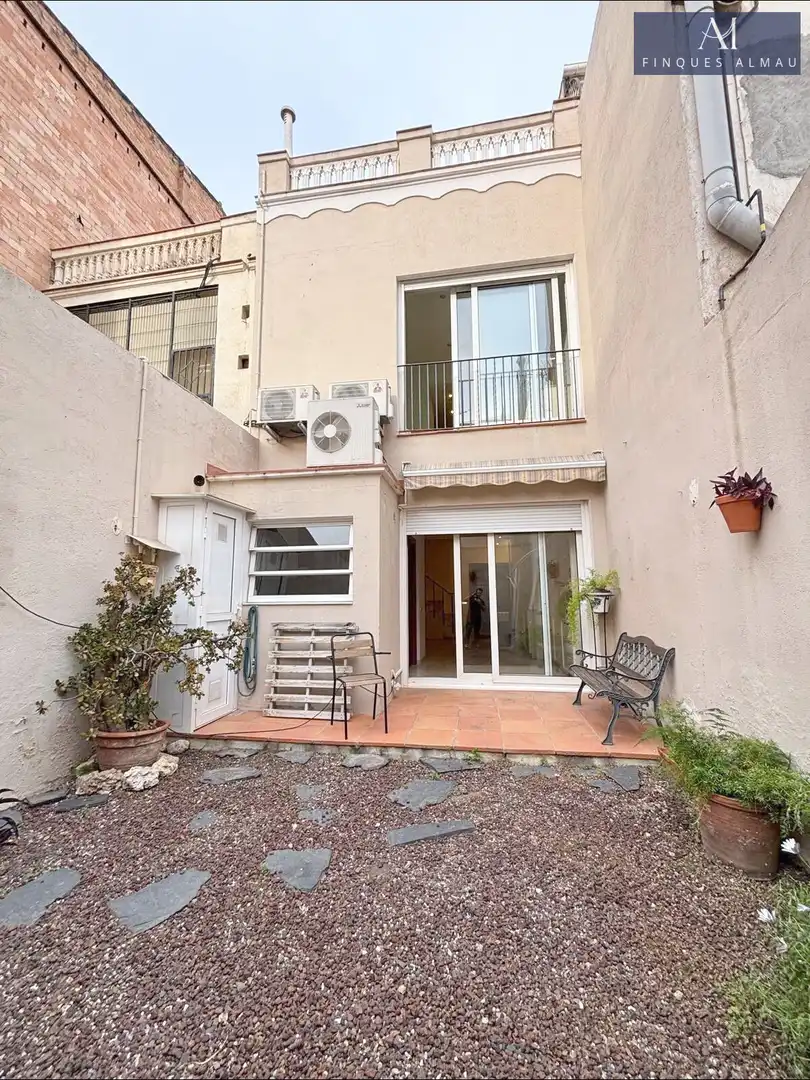Haus mit Terrasse zum Verkauf in Centre - Sant Josep - Sanfeliu, imagen 2
