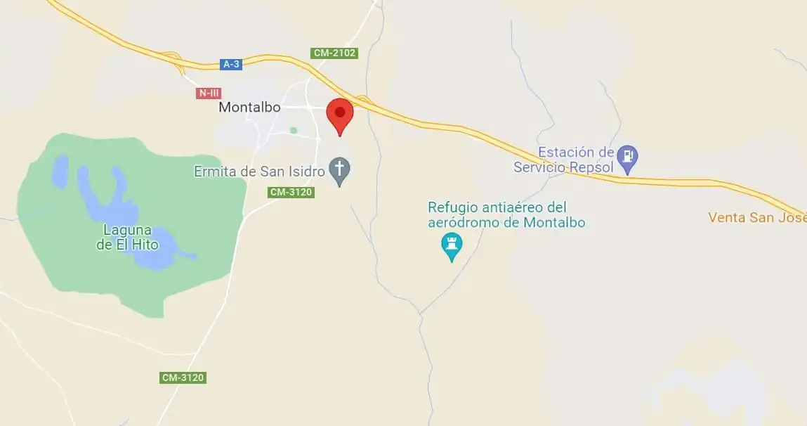 Vista exterior de Nave industrial en venta en Montalbo