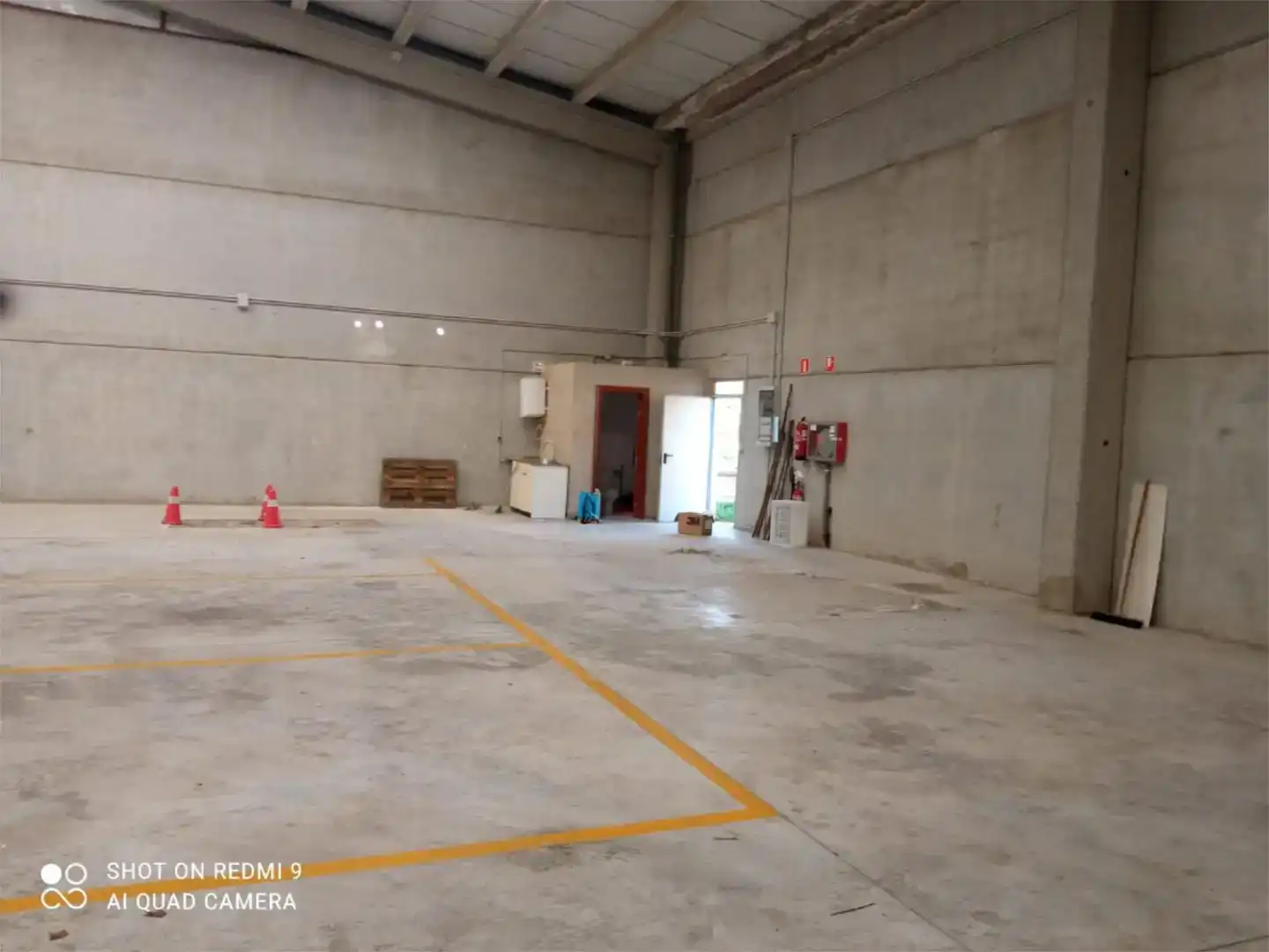 Industrial buildings for rent in Haro