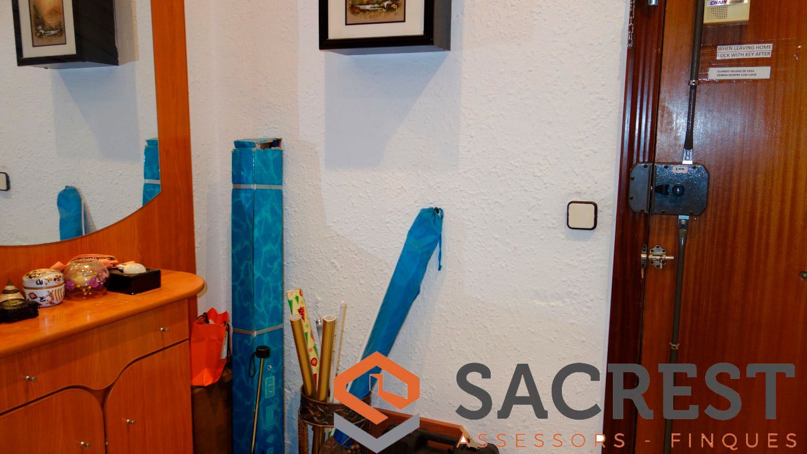 Planta baja for sale in Montcada i Reixac  with Parquet flooring, Storage room and Oven