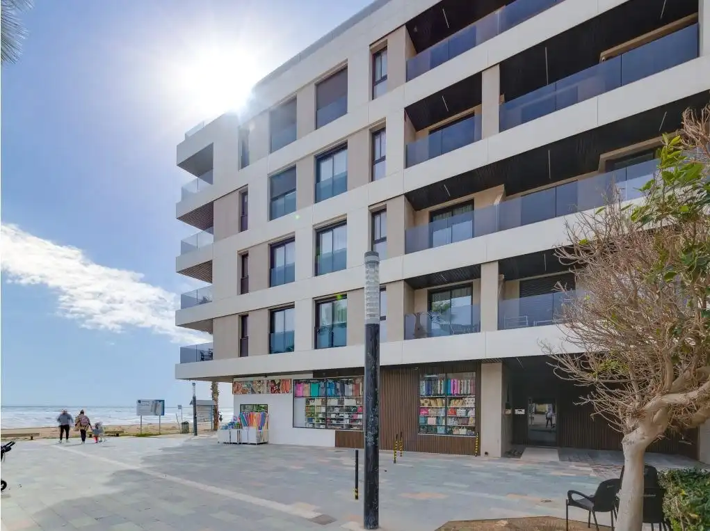 Apartament amb terrassa en venda a Calle San Juan, imagen 3