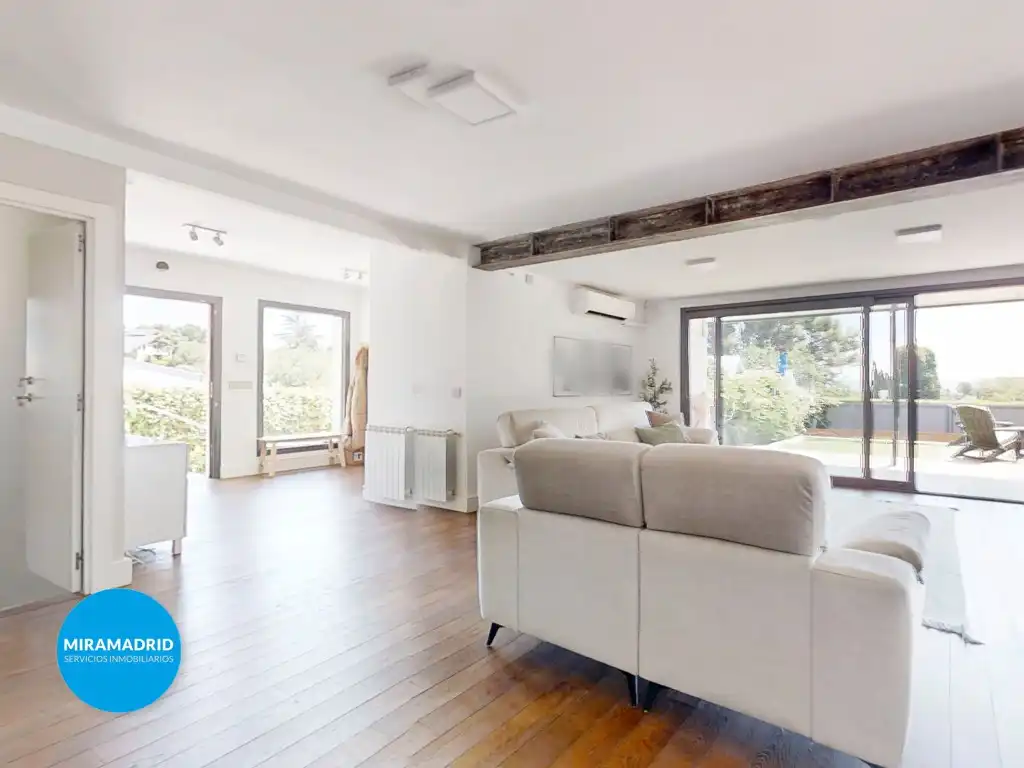 Sala de estar de Casa o chalet en venta en Paracuellos de Jarama con Aire acondicionado