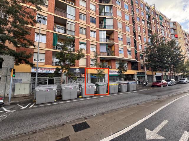 Local comercial en Alquiler en Barcelona - Avenida Meridiana, 586 en Sant Andreu de Palomar