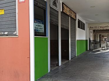 Local comercial de lloguer a El Juncal - Vallealto