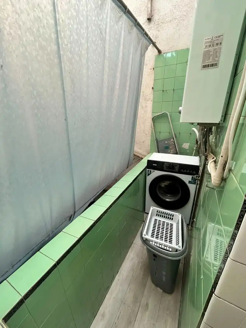 Bany de Àtic en venda en Badalona amb Aire condicionat, Calefacció i Traster