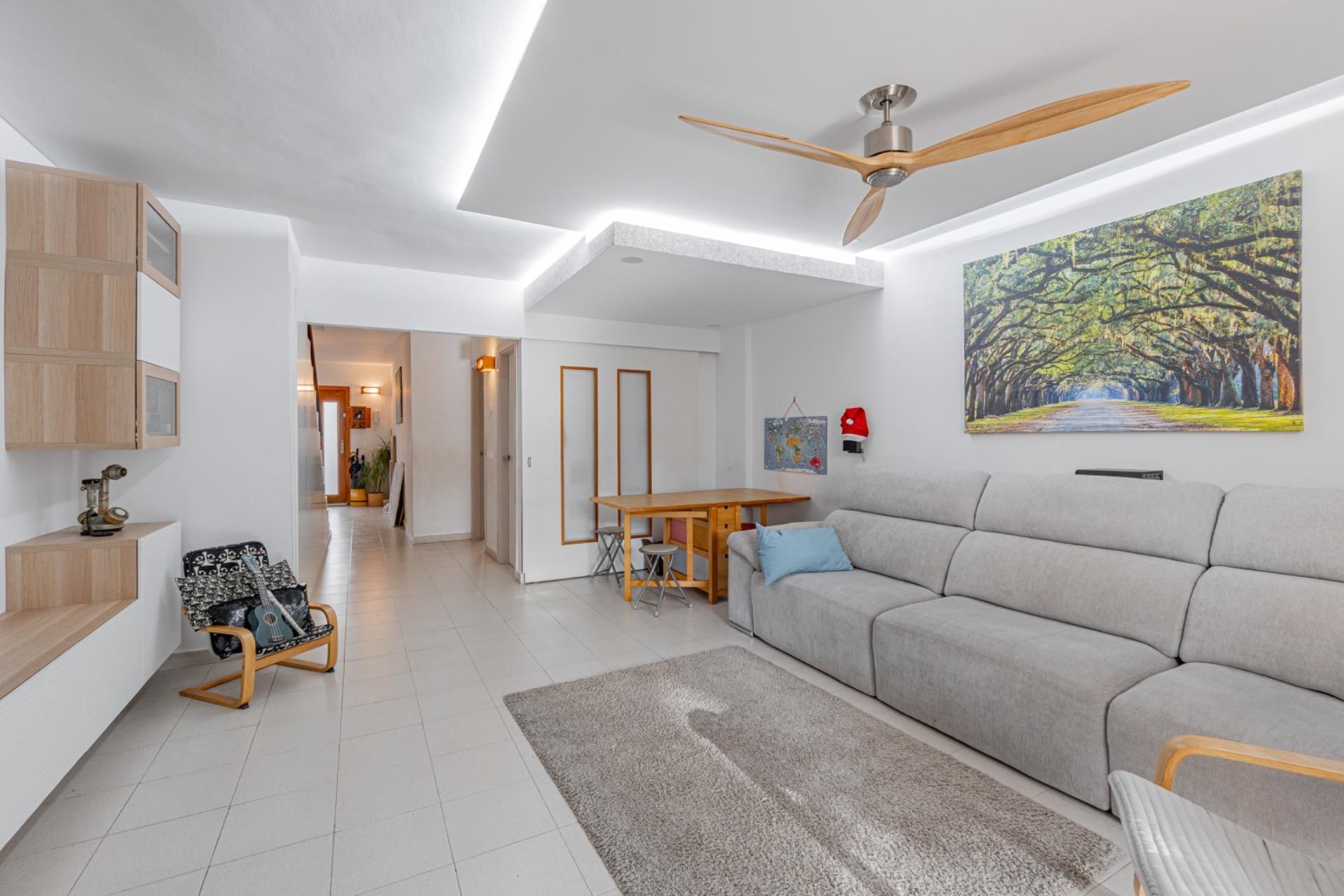 Living room of Single-family semi-detached for sale in  Palma de Mallorca