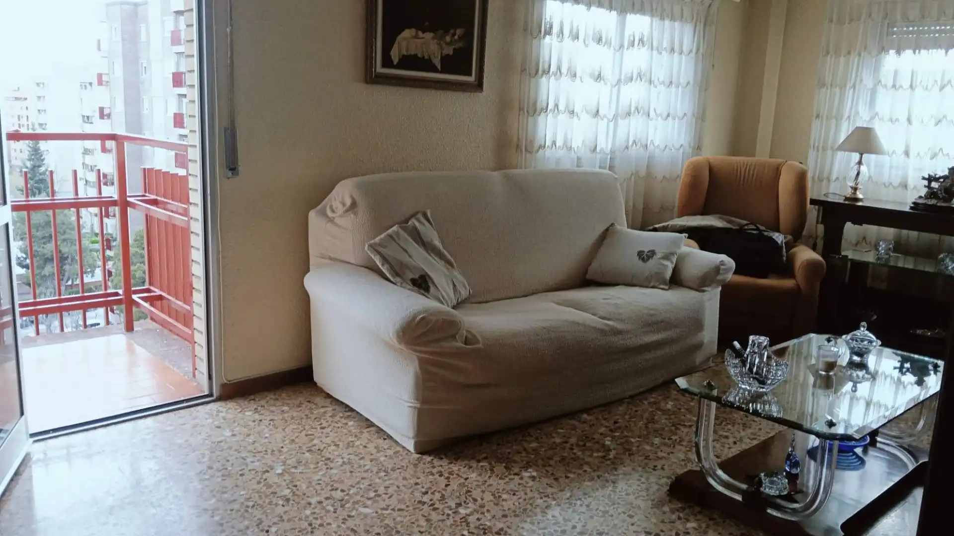 Sala de estar de Piso en venta en  Zaragoza Capital con Calefacción, Terraza y Amueblado