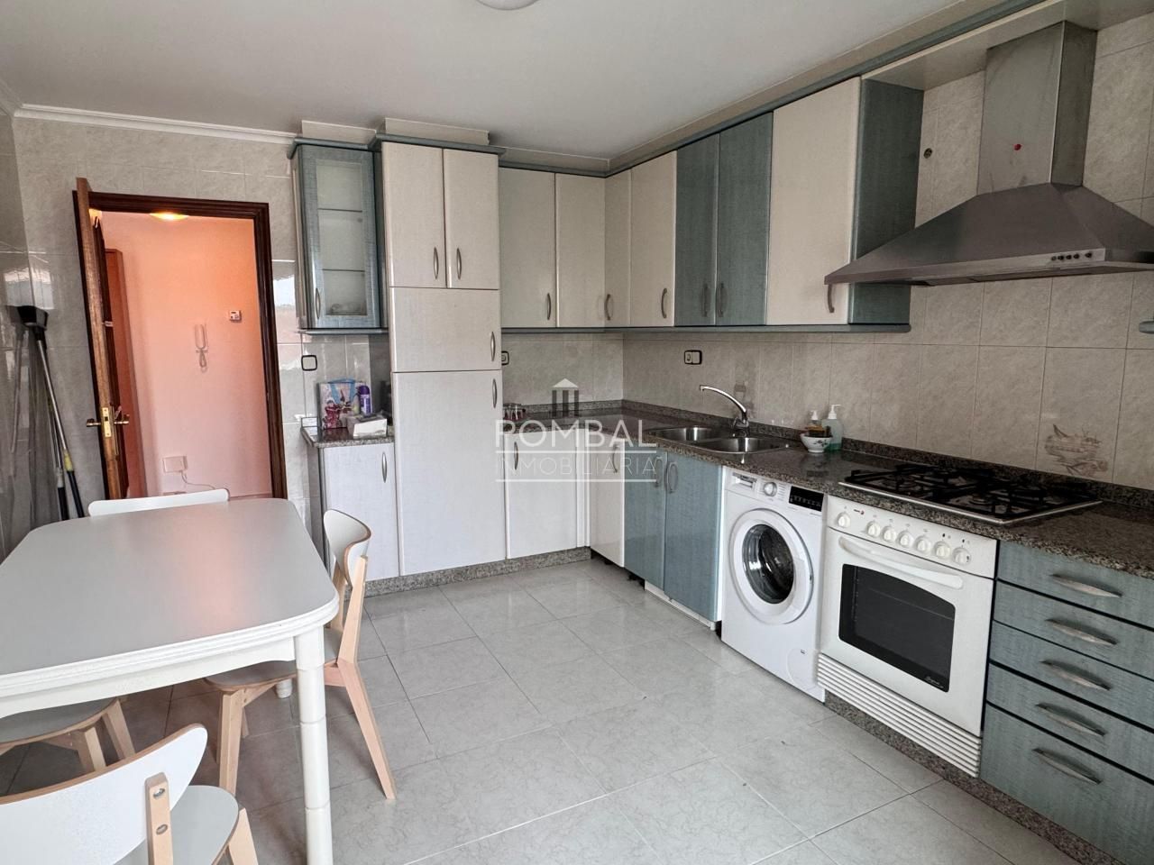 Kitchen of Flat for sale in Xinzo de Limia  with Heating and Storage room