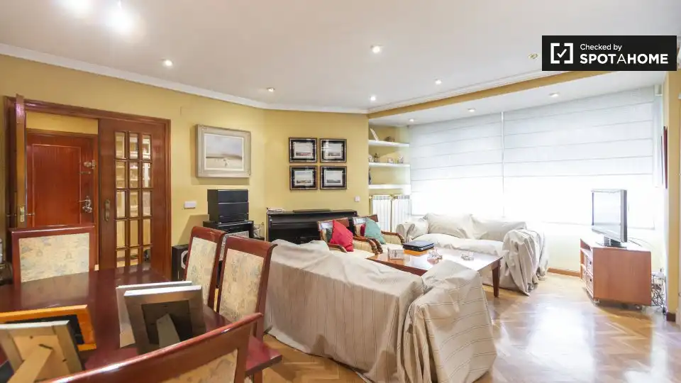 Habitación en Media Legua