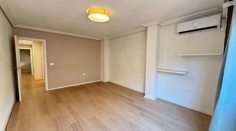 Foto 3 de Apartament de lloguer a Calle Frutos Baeza, Santa Catalina - San Bartolomé, Murcia Capital