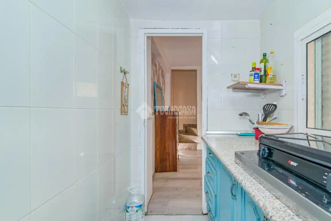 Cocina de Casa adosada en venta en Loja con Amueblado y Balcón