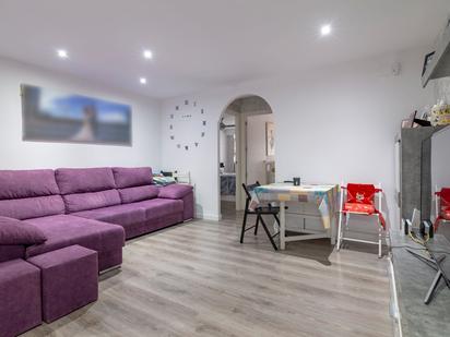 Sala d'estar de Pis en venda en Alcorcón amb Aire condicionat i Terrassa