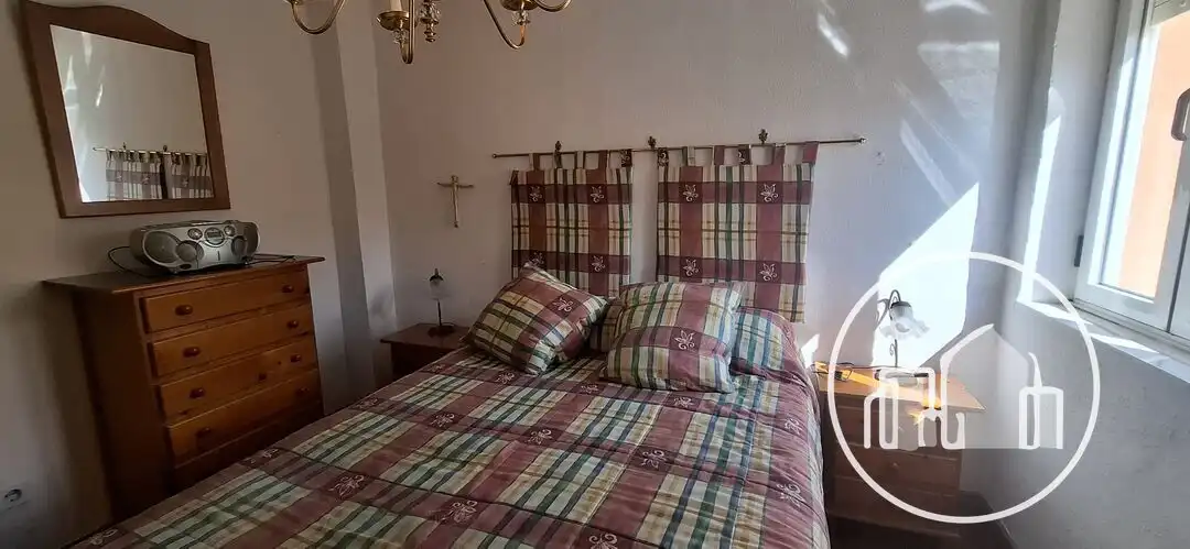 Dormitori de Pis de lloguer en Villarcayo de Merindad de Castilla la Vieja amb Calefacció
