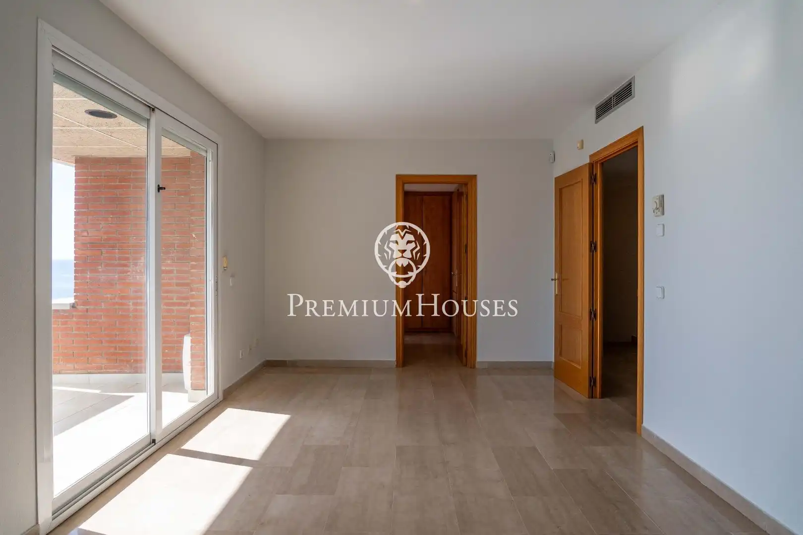 Attic for sale in Sitges  with Heating, Private garden and Terrace