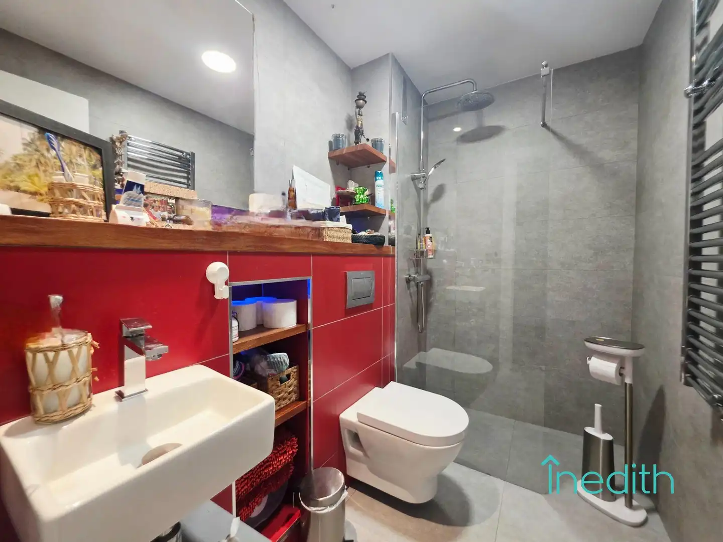 Baño de Casa adosada en venta en Castelldefels con Aire acondicionado, Calefacción y Jardín privado