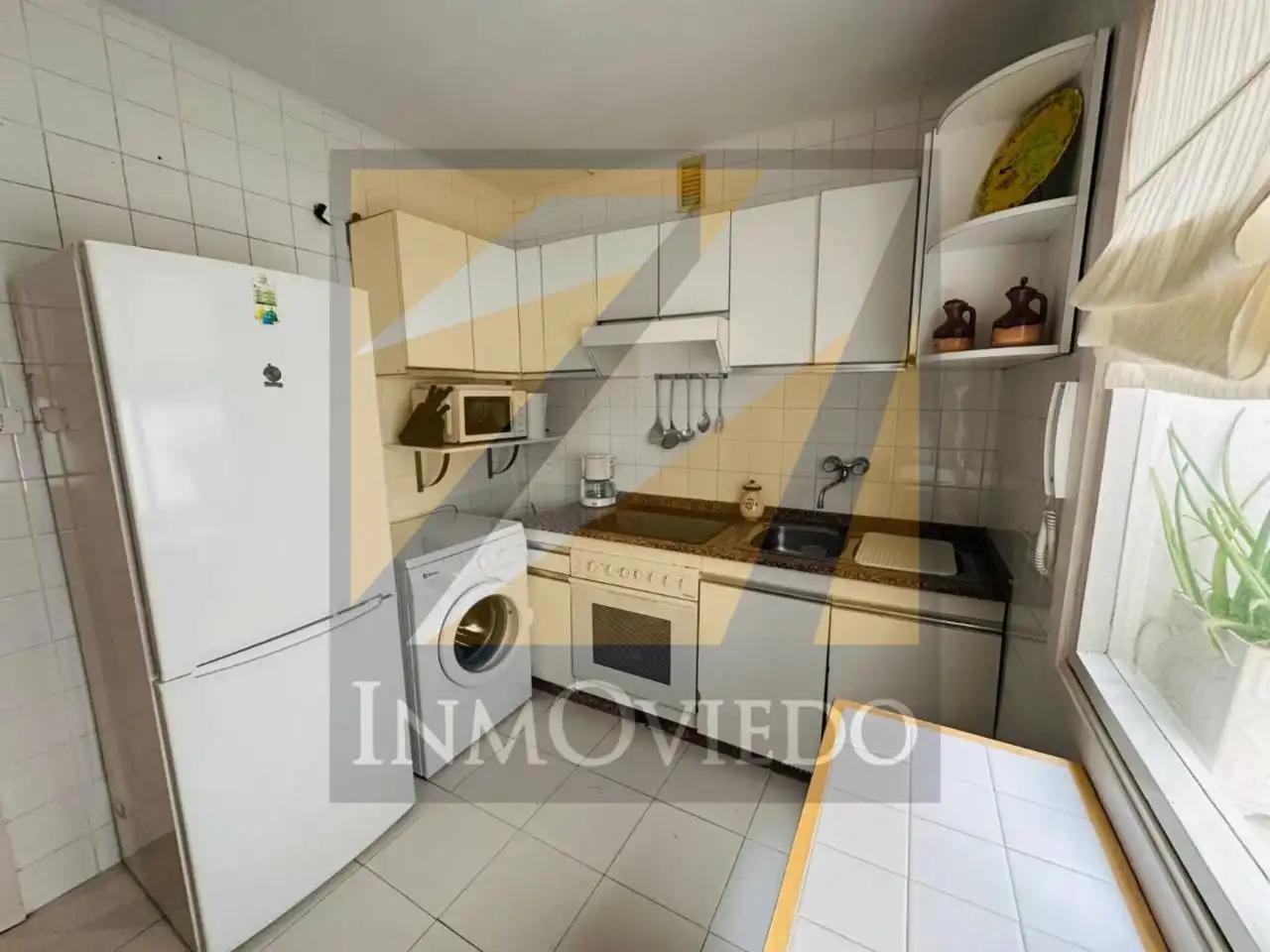 Appartamento con ascensore in vendita a Calle González Besada