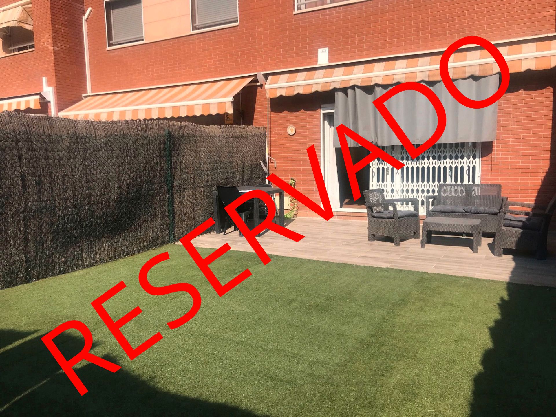 Jardí de Casa adosada en venda en Castellbisbal amb Aire condicionat, Calefacció i Jardí privat